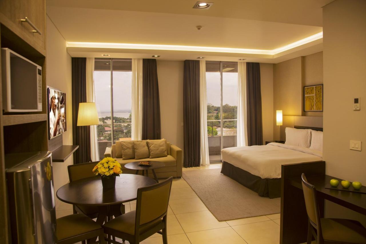 Kin Plaza Arjaan By Rotana Hotel Kinshasa Ngoại thất bức ảnh